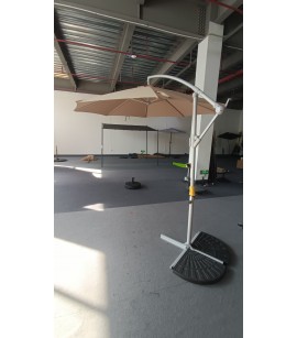10ft Patio Umbrella with Base. 638 Sets. EXW New Jersey 